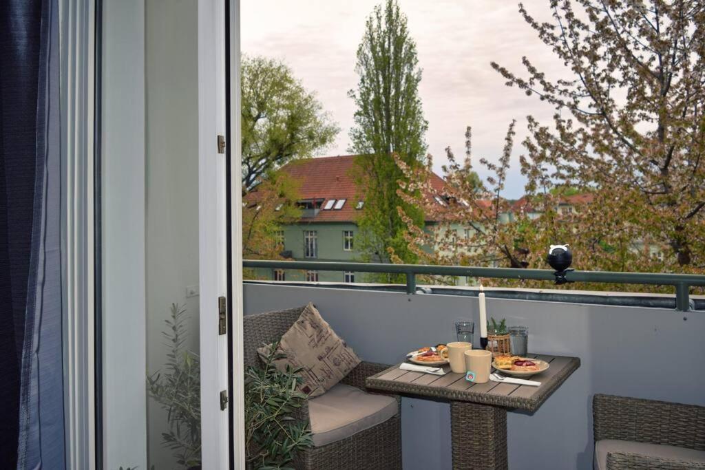 Md-5 Stadtfeld Beimsstrasse 81 - Appartement Domblick - Parkplatz - Balkon - 2Einzelbetten - Schlafsofa Maagdenburg Buitenkant foto